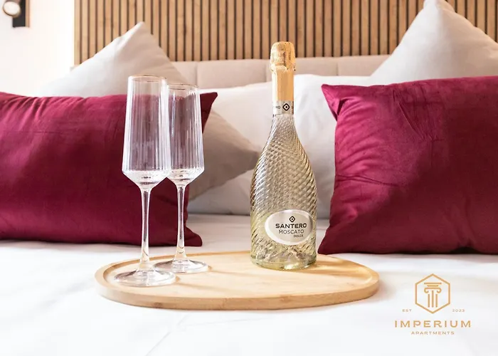 Imperium Aquilae - Luxury Guest House, 300mt To Metro, 8 Min To Colosseum