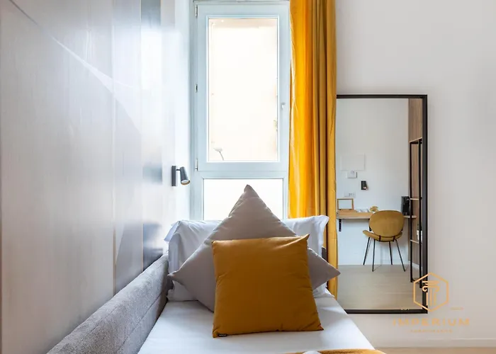 Casa de hóspedes Imperium Aquilae - Luxury Guest House, 300mt To Metro, 8 Min To Colosseum Roma