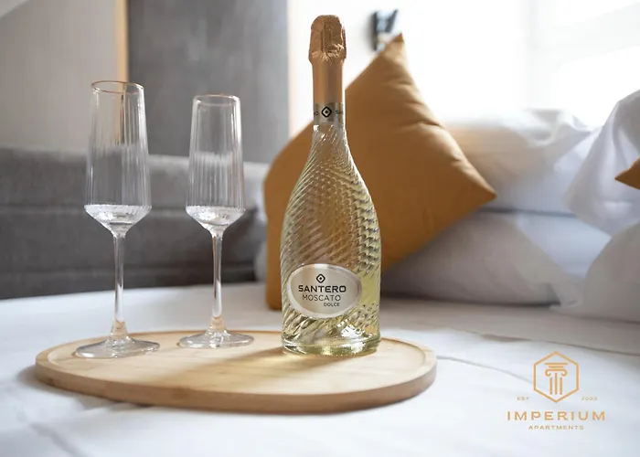Imperium Aquilae - Luxury Guest House, 300mt To Metro, 8 Min To Colosseum 4* Roma