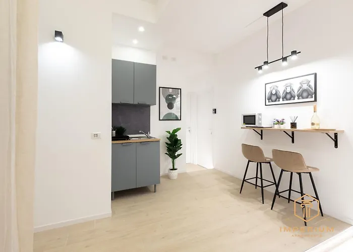 Penzion Imperium Aquilae - Luxury Guest House, 300mt To Metro, 8 Min To Colosseum 4*